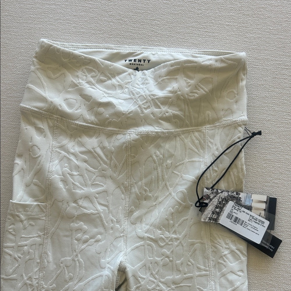 Twenty Montreal Cream Patterned high waisted Leggings - Picture 2 of 5